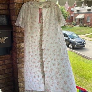 Vintage JCPenney Misses Robe sz L